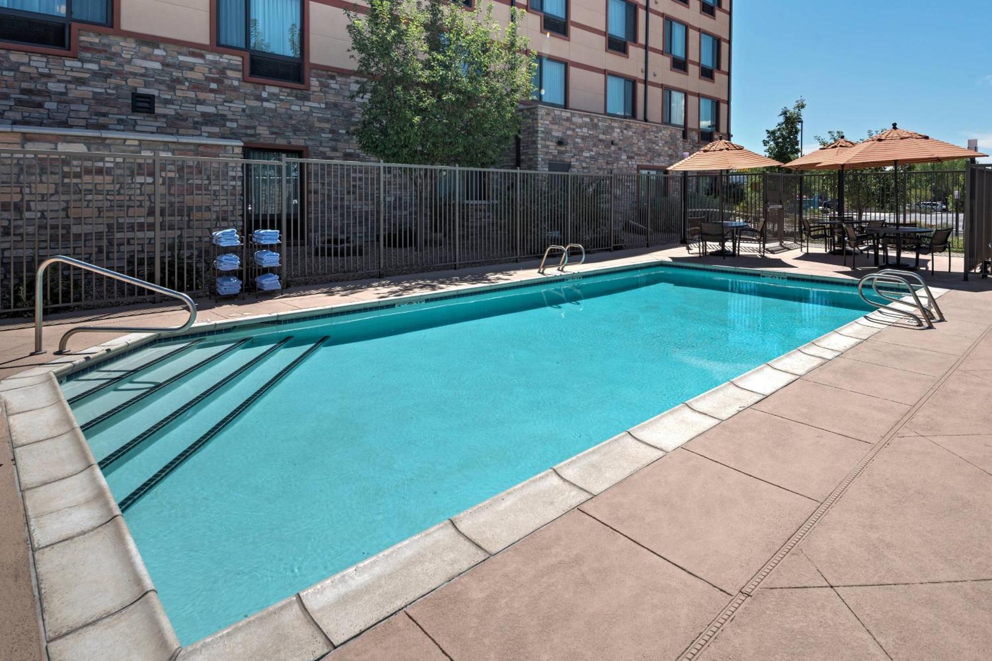 Towneplace Suites By Marriott Albuquerque North Exterior photo